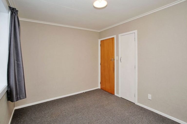 Photo of property in 17 Wye Street, Newfield, Invercargill, 9812