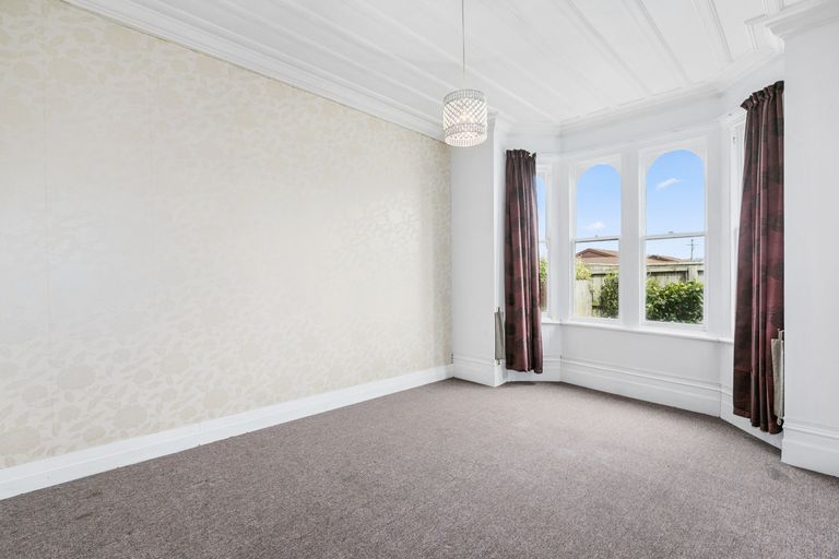 Photo of property in 1 Queens Drive, Saint Kilda, Dunedin, 9012