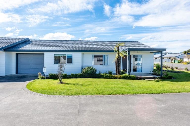 Photo of property in 8/690 Gladstone Road, Te Hapara, Gisborne, 4010