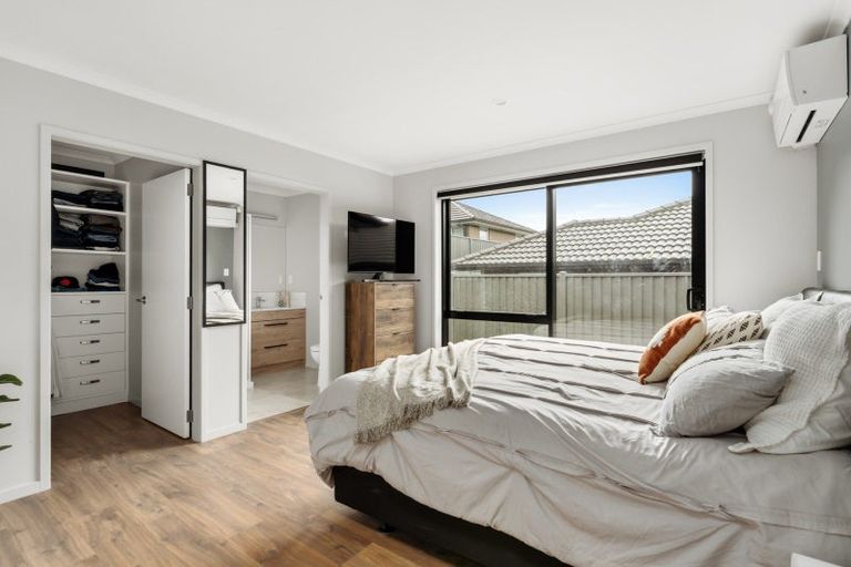 Photo of property in 8 Godwit Lane, Welcome Bay, Tauranga, 3112