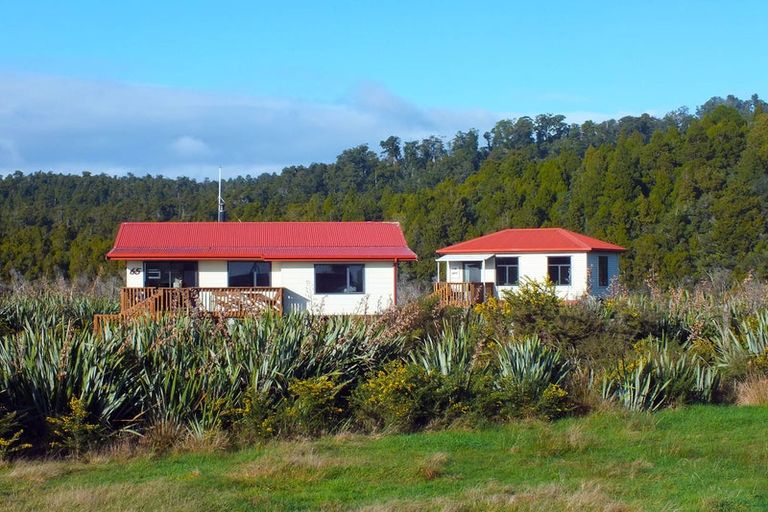 Photo of property in 65 The Strand, Okarito, Whataroa, 7886