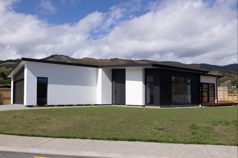 Photo of property in 15 Tuia Lane, Richmond, 7020