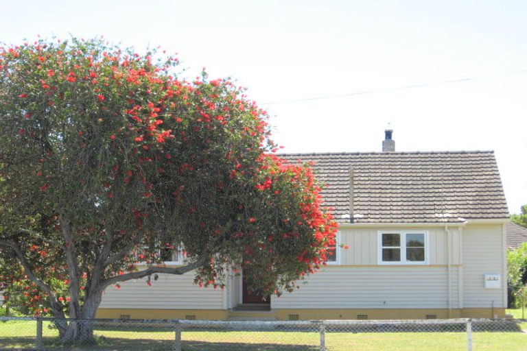 Photo of property in 6 De Lautour Road, Kaiti, Gisborne, 4010