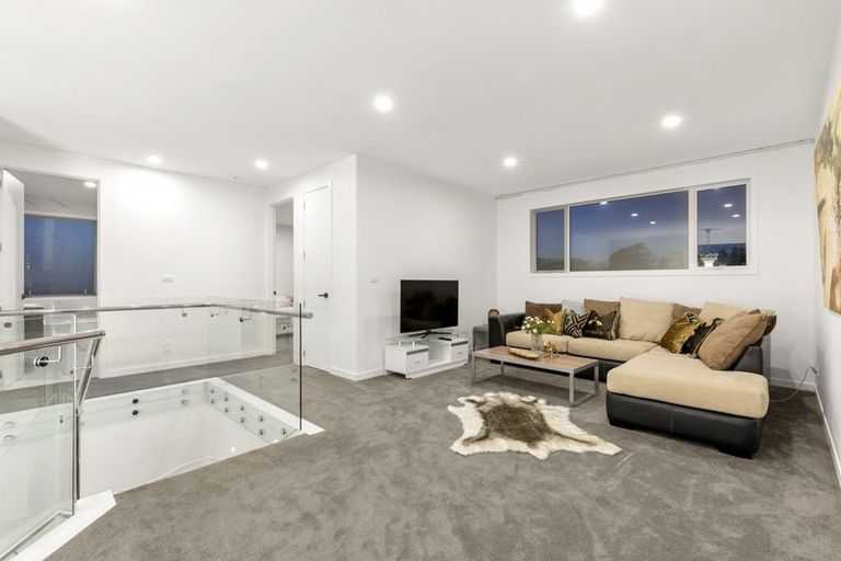 Photo of property in 6 Throttle Close, Dairy Flat, Albany, 0794