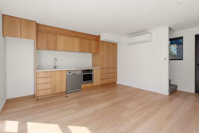 Photo of property in 3/13 Moa Place, Christchurch Central, Christchurch, 8013