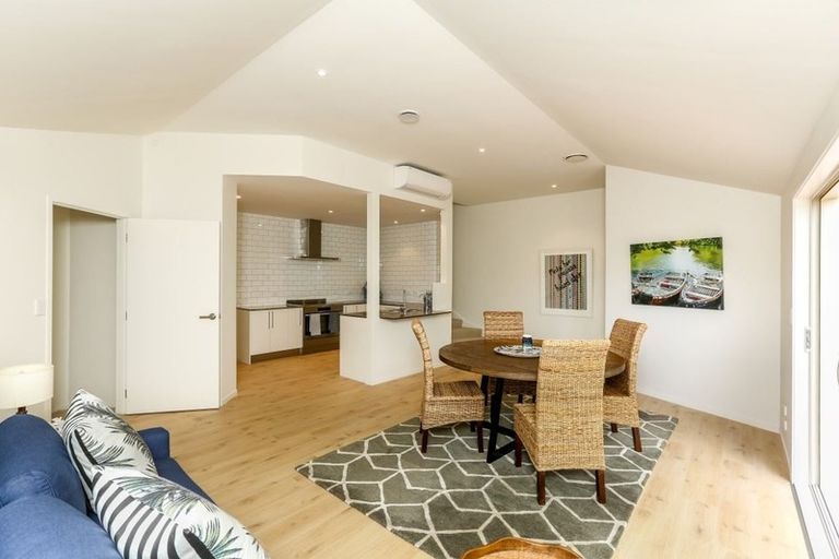 Photo of property in 1a Cannon Street, Westown, New Plymouth, 4310