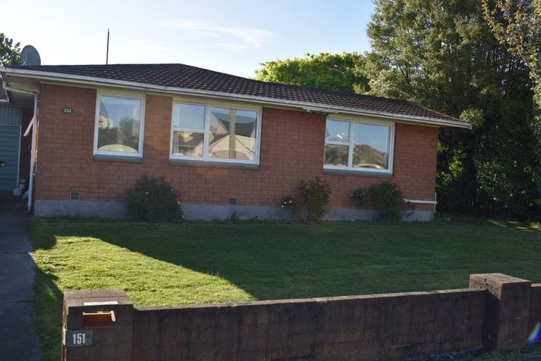 Photo of property in 151 Avonhead Road, Avonhead, Christchurch, 8042