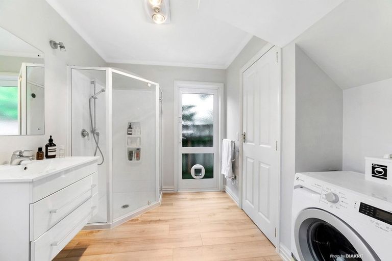 Photo of property in 9a Seine Street, Island Bay, Wellington, 6023