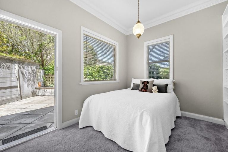 Photo of property in 60 Cheviot Road, Lowry Bay, Lower Hutt, 5013