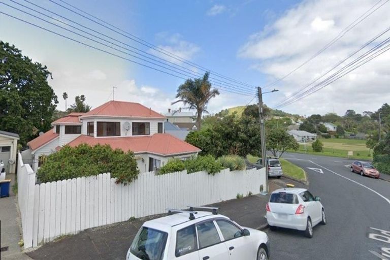 Photo of property in 3/9 Grove Road, Devonport, Auckland, 0624