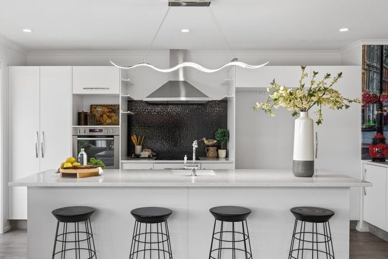 Photo of property in 52 Carrington Drive, Papamoa Beach, Papamoa, 3118