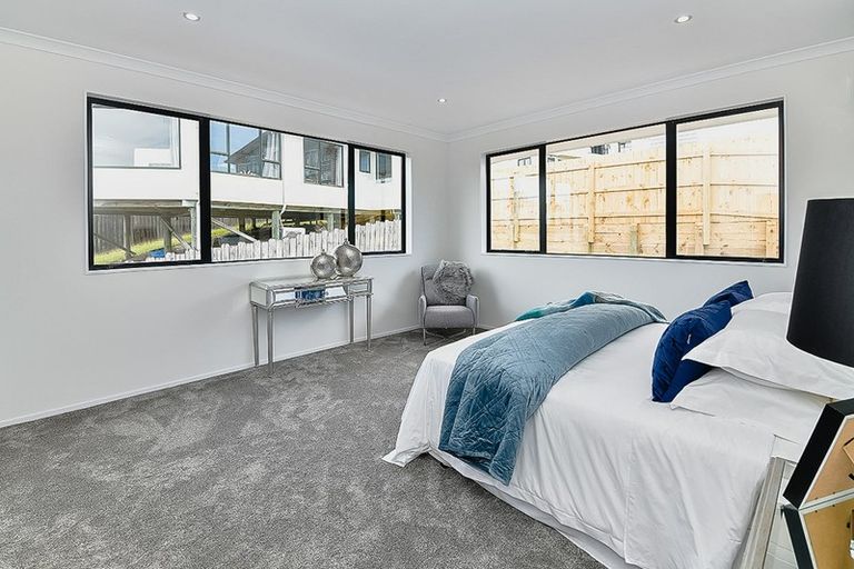 Photo of property in 61 Landmark Terrace, Orewa, 0931