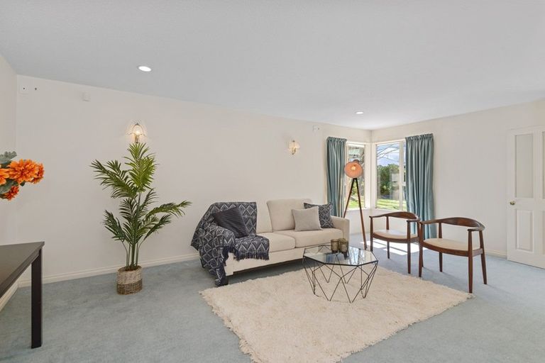 Photo of property in 8 Thornley Place, Woodend, 7610