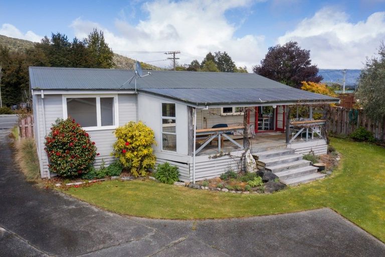 Photo of property in 7 View Street, Manapouri, 9679