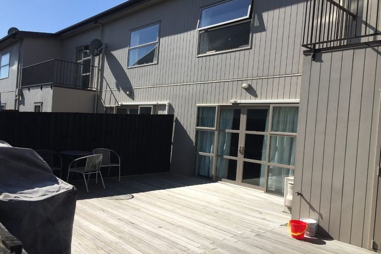 Photo of property in 2/75 Burke Street, Addington, Christchurch, 8024