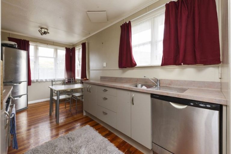 Photo of property in 29 Clausen Street, Takaro, Palmerston North, 4412