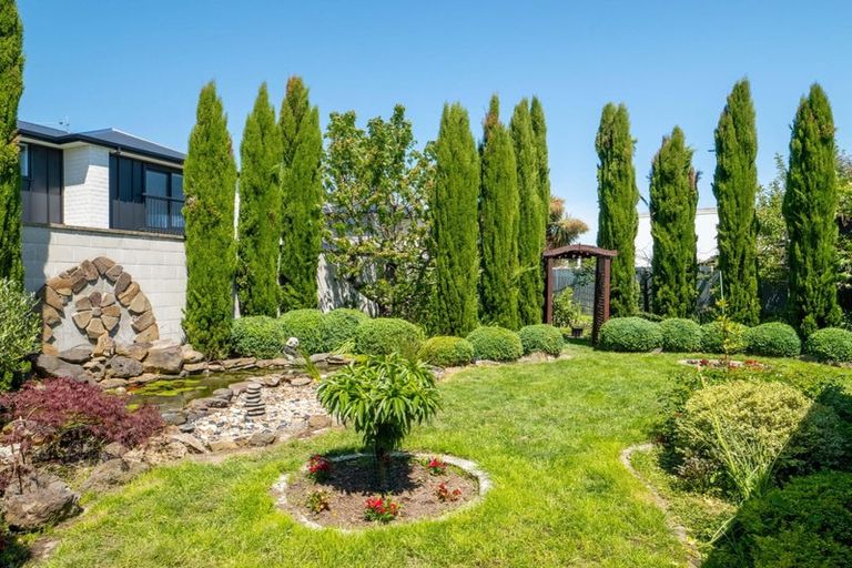 Photo of property in 2/52 Lochee Road, Upper Riccarton, Christchurch, 8041