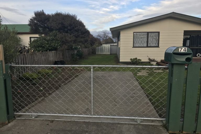 Photo of property in 74 New York Street, Martinborough, 5711