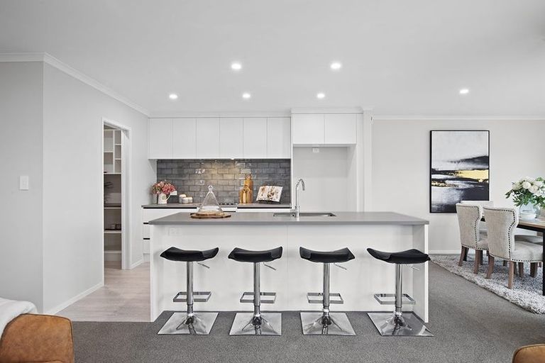 Photo of property in 8 Paul Way, Pokeno, 2402