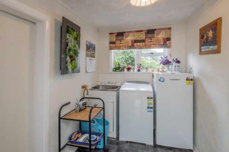 Photo of property in 158 Winchester Street, Levin, 5510