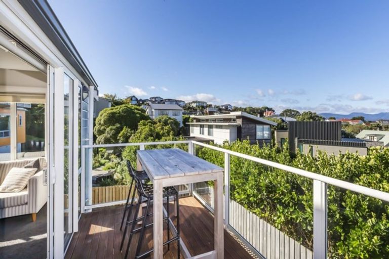 Photo of property in 30a Mandalay Terrace, Khandallah, Wellington, 6035