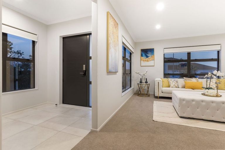 Photo of property in 19 Kabardin Street, Karaka, Papakura, 2113