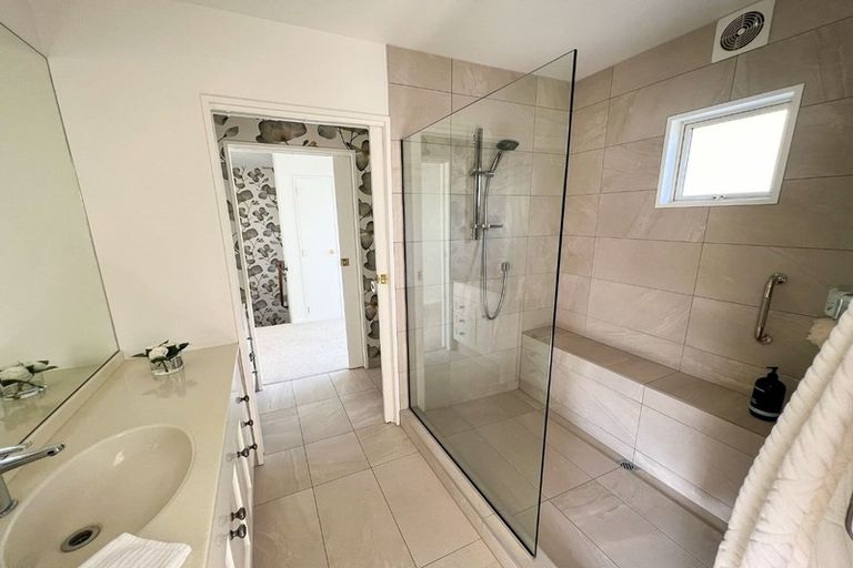 Photo of property in 256 Main Road, Moncks Bay, Christchurch, 8081