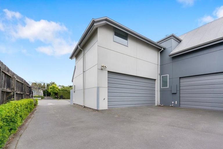 Photo of property in 1/1010 Colombo Street, St Albans, Christchurch, 8014
