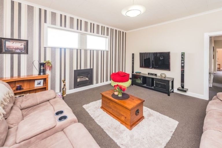 Photo of property in 13 Marshall Road, Hunterville, 4730