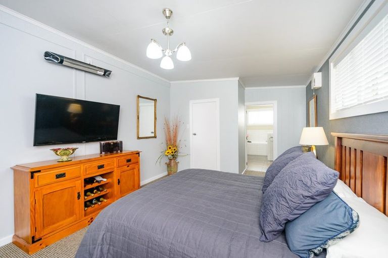 Photo of property in 2 Beau Lane, Feilding, 4702