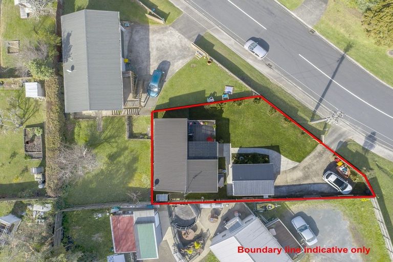 Photo of property in 2 Matai Road, Stanmore Bay, Whangaparaoa, 0932