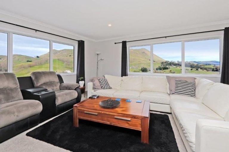 Photo of property in 1050 Kahuranaki Road, Kahuranaki, Havelock North, 4295