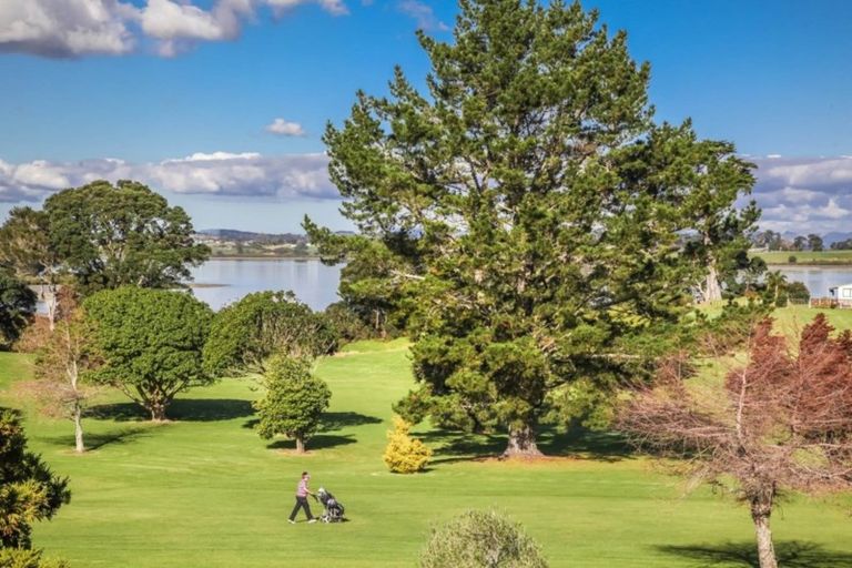 Photo of property in 166 Torkar Road, Clarks Beach, 2122