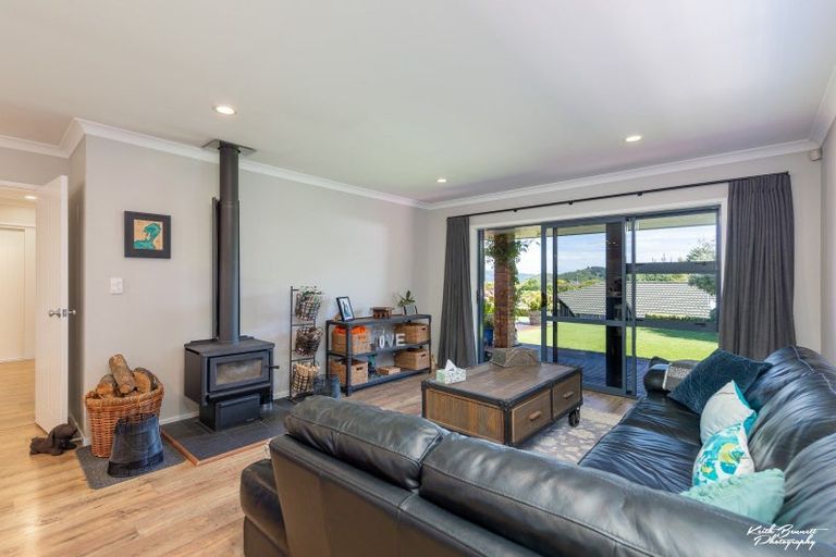 Photo of property in 94 Kirton Drive, Riverstone Terraces, Upper Hutt, 5018