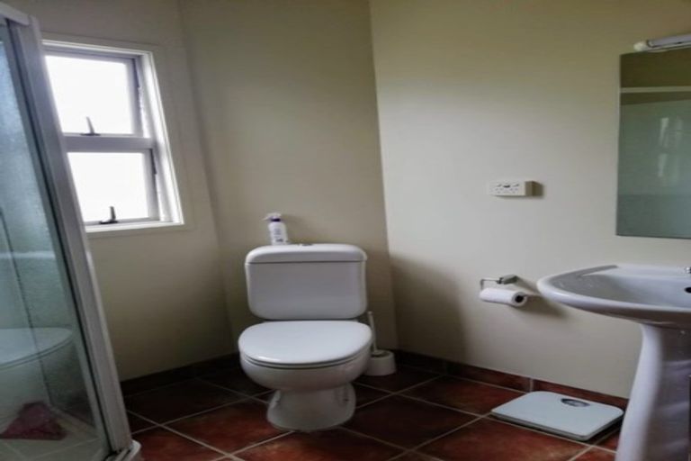 Photo of property in 21 Mt Lebanon Lane, Henderson, Auckland, 0612