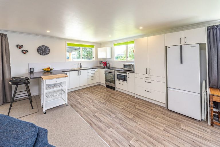 Photo of property in 23 Waitangi Road, Waverley, 4592