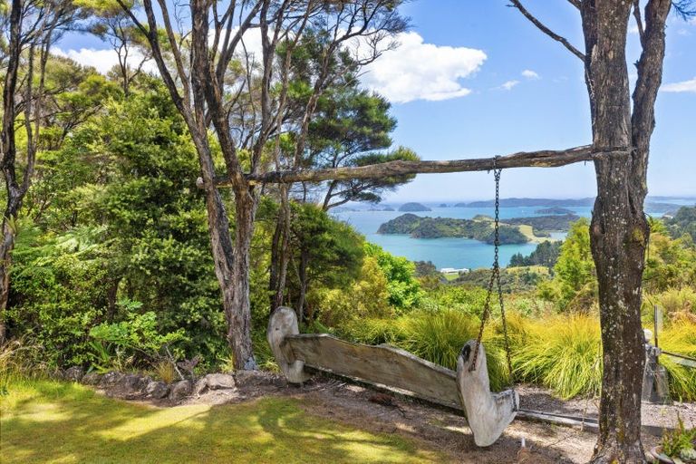 Photo of property in 255 Paroa Bay Road, Russell, 0272