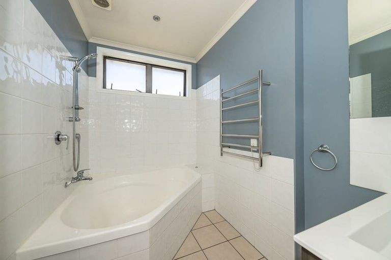 Photo of property in 29 Romilly Street, Westport, 7825