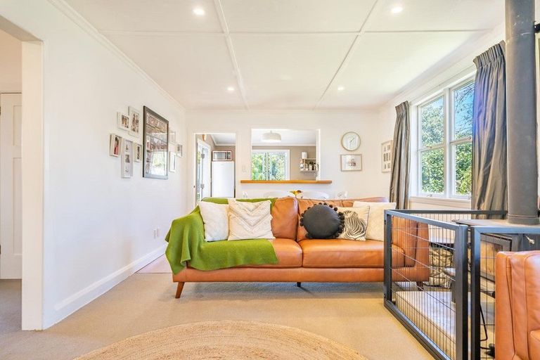 Photo of property in 14 Granville Street, Silverstream, Upper Hutt, 5019