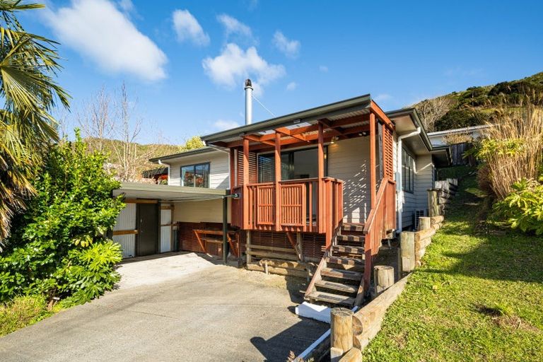 Photo of property in 5a Cornwall Street, Picton, 7220
