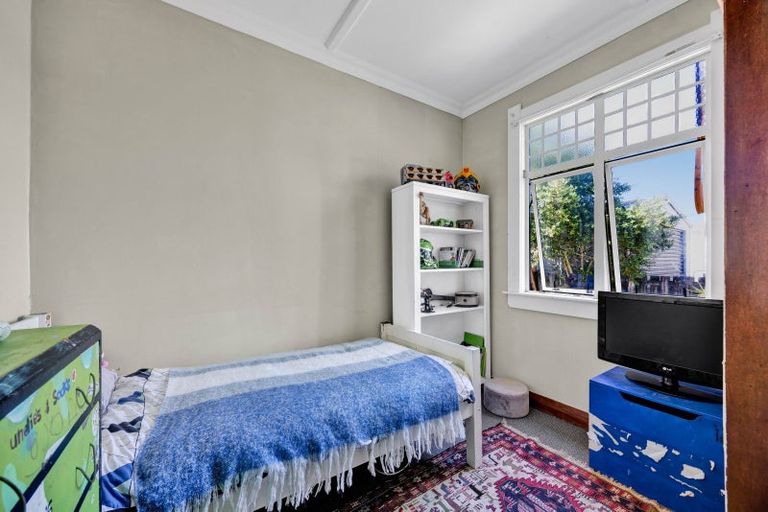 Photo of property in 30 Ariel Street, Stratford, 4332
