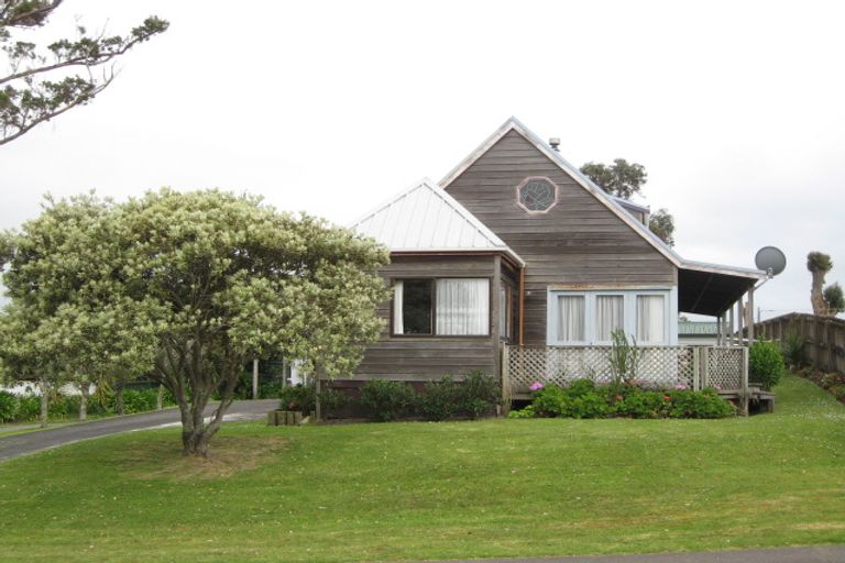 Photo of property in 55 Zealandia Road, Manly, Whangaparaoa, 0930