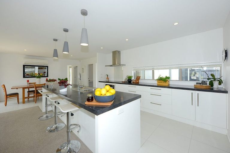 Photo of property in 6 Dorothys Way, West Melton, 7618