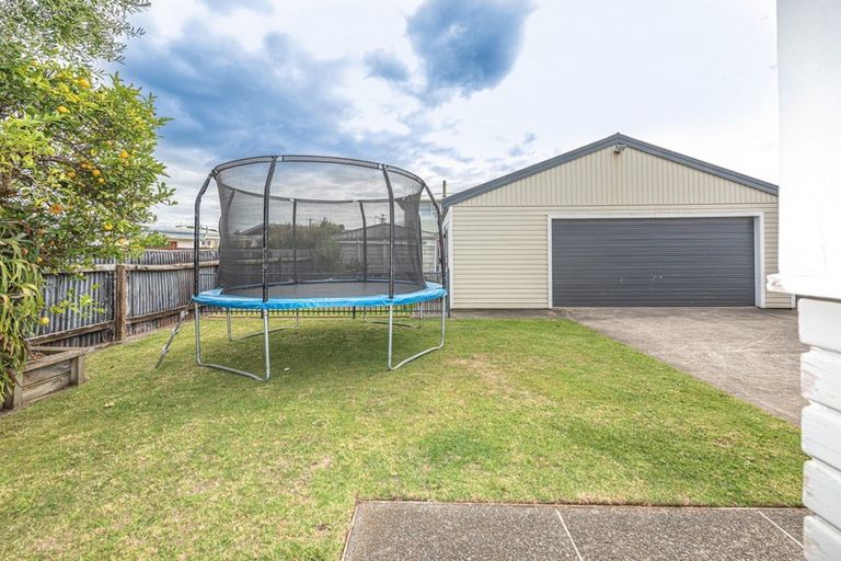 Photo of property in 90 Fitzherbert Avenue, Tawhero, Whanganui, 4501