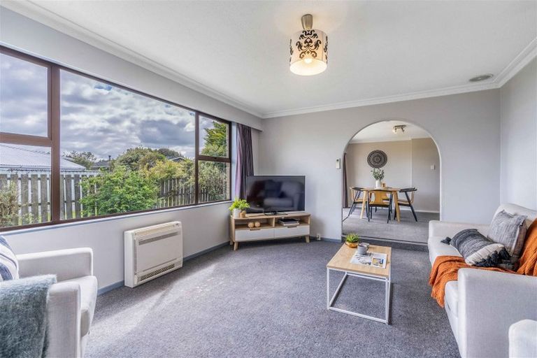 Photo of property in 4 Crowther Crescent, Heidelberg, Invercargill, 9812