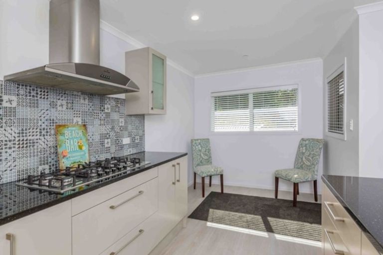 Photo of property in 38 Alderton Drive, Kerikeri, 0230