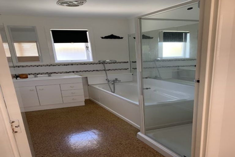 Photo of property in 7 Wood Avenue, Howick, Auckland, 2014