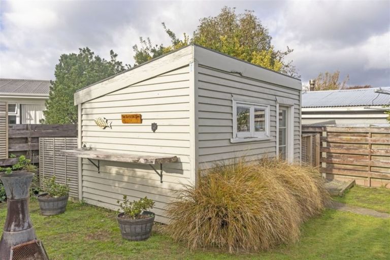 Photo of property in 12 Daniell Street, Solway, Masterton, 5810