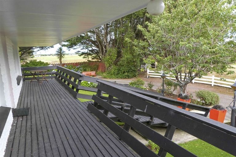 Photo of property in 339 Oteramika Road, Seaward Bush, Invercargill, 9871