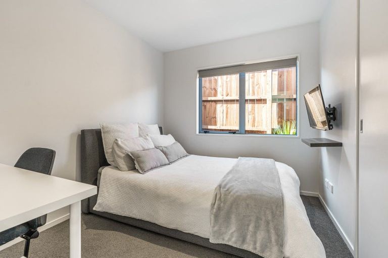 Photo of property in 14 Waikohi Avenue, Glenbrook, 2681